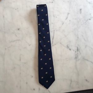 Brooks Brothers Boys Tie with Tigers